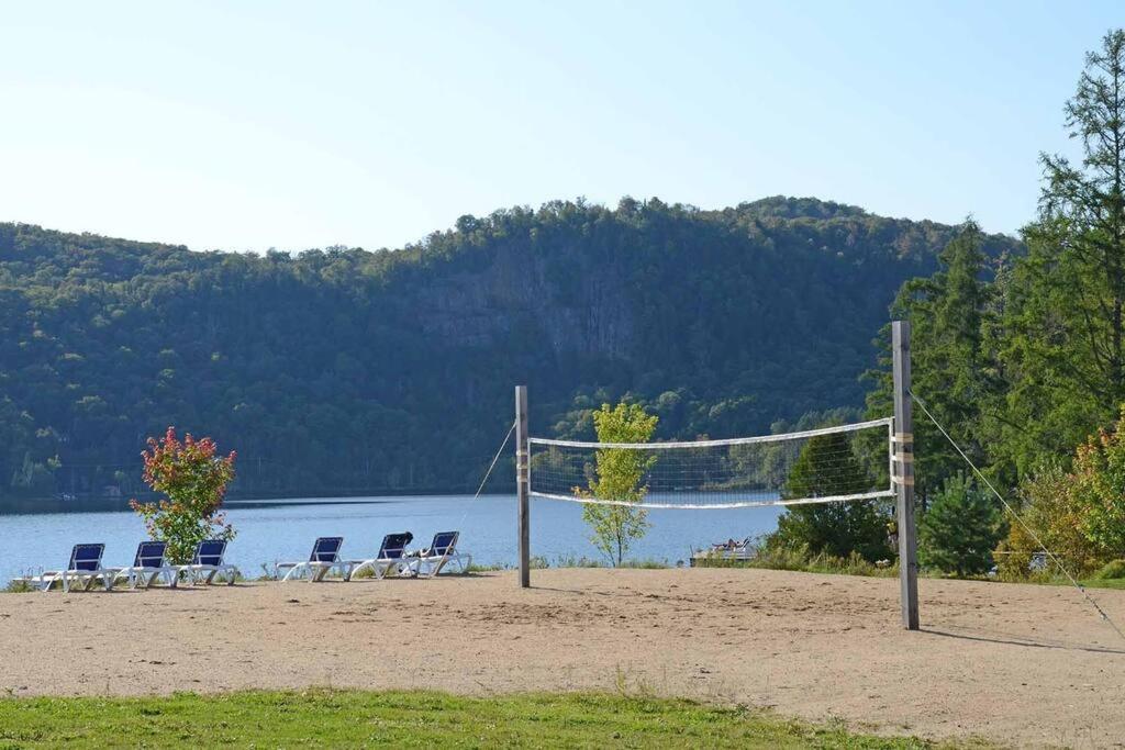 Deluxe Suite - View on Lake&6 Min from Tremblant Versant Nord Lac-Superieur Exterior foto