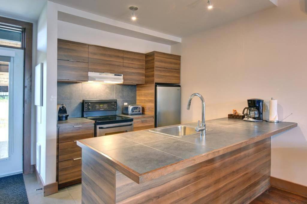 Deluxe Suite - View on Lake&6 Min from Tremblant Versant Nord Lac-Superieur Exterior foto