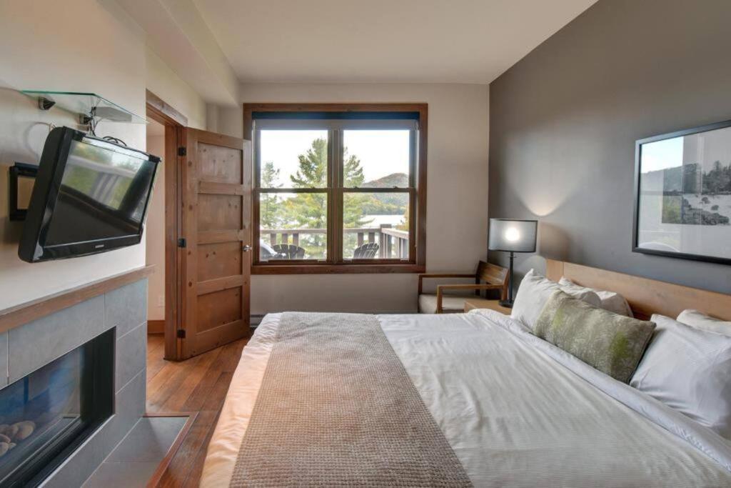 Deluxe Suite - View on Lake&6 Min from Tremblant Versant Nord Lac-Superieur Exterior foto