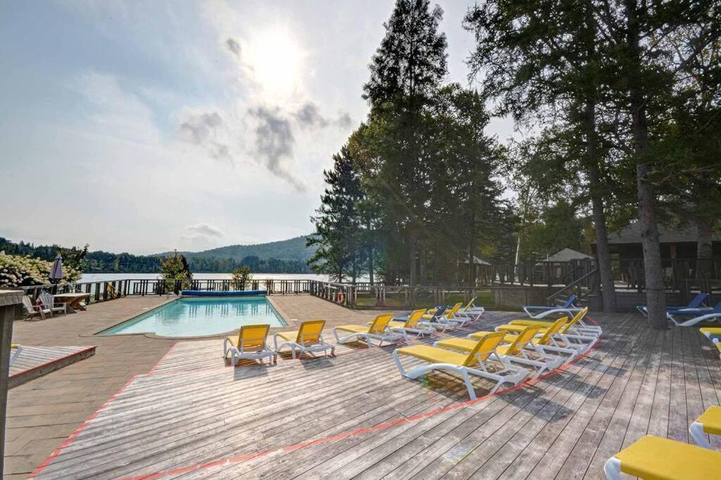 Deluxe Suite - View on Lake&6 Min from Tremblant Versant Nord Lac-Superieur Exterior foto