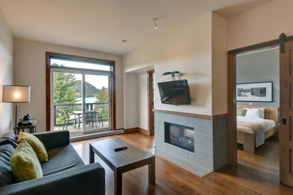 Deluxe Suite - View on Lake&6 Min from Tremblant Versant Nord Lac-Superieur Exterior foto