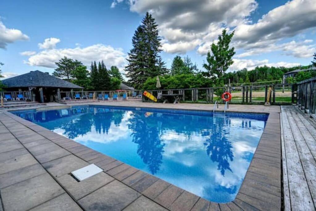 Deluxe Suite - View on Lake&6 Min from Tremblant Versant Nord Lac-Superieur Exterior foto